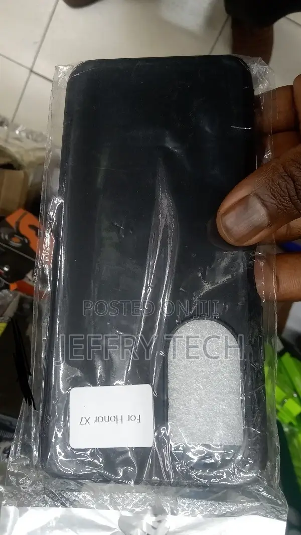 Black UNI Silicone Back for Honor X7