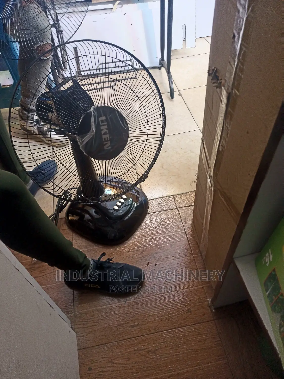 Desk Fan/Table Fan