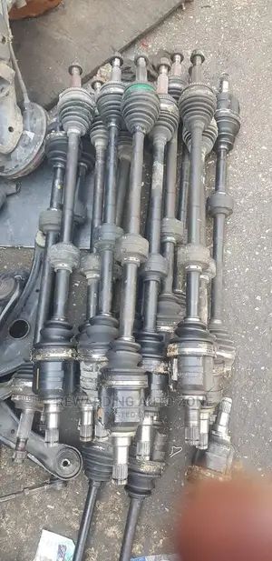 Toyota Vanguard Drive Shafts.