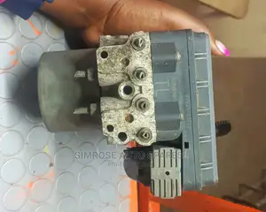 Toyota Vanguard 2010 Abs Pump