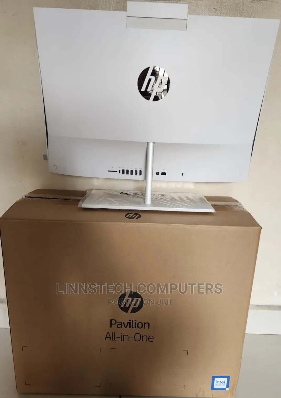 New Desktop Computer HP Pavilion 24 8GB Intel Core I5 SSD 256GB