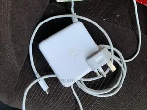 Apple Macbook Adapter 61w Type C 