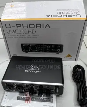 UMC202HD Audiophile 2x2, 24-Bit/192 KHZ USB Audio Interface
