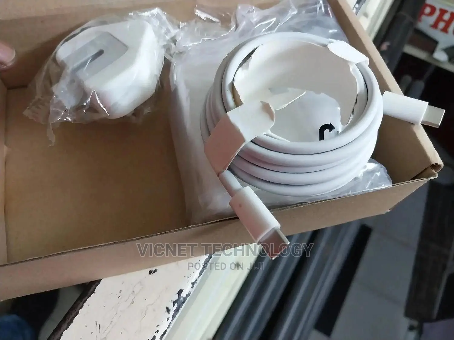 Macbook Air / Macbook PRO Type C Chargers