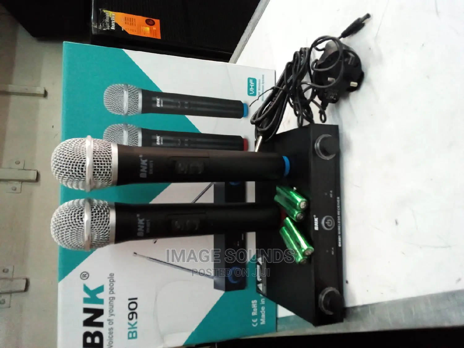 Quality Wireless Microphone UHF