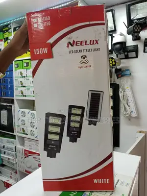 Neelux 150W Solar LED Street Light