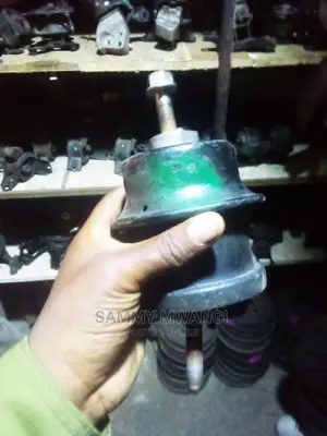 Toyota Mark X Engine Mountain