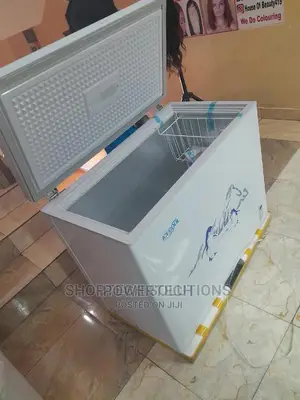 Brand New Chest Freezer -219litres