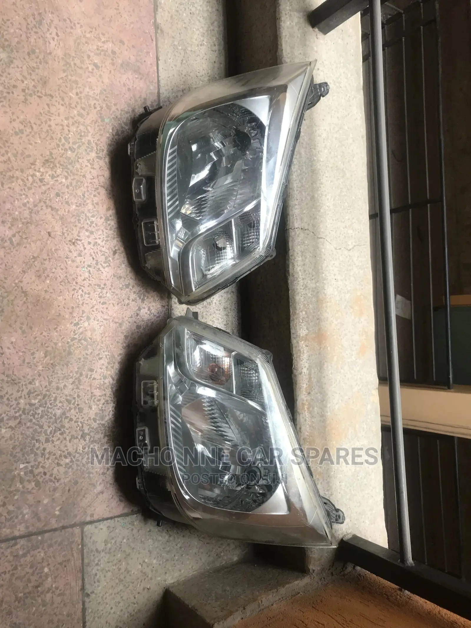 Daihatsu Move 2015 Headlight