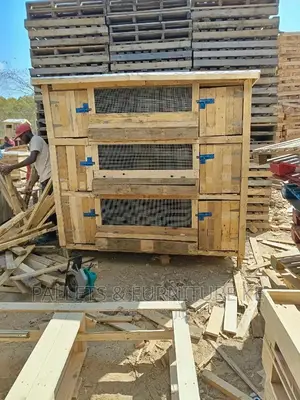 Classic Chicken Cage
