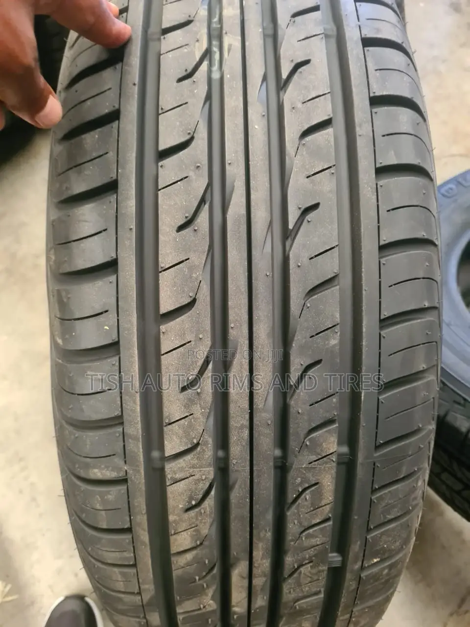 265/65r17 Dunlop