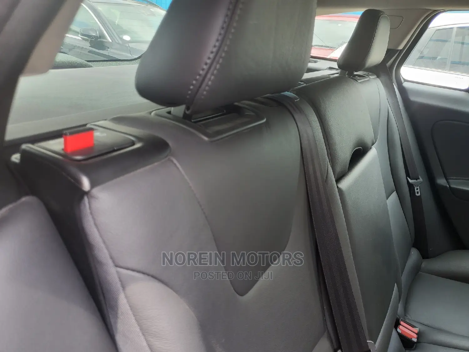 Volvo V60 2015 Matt Black