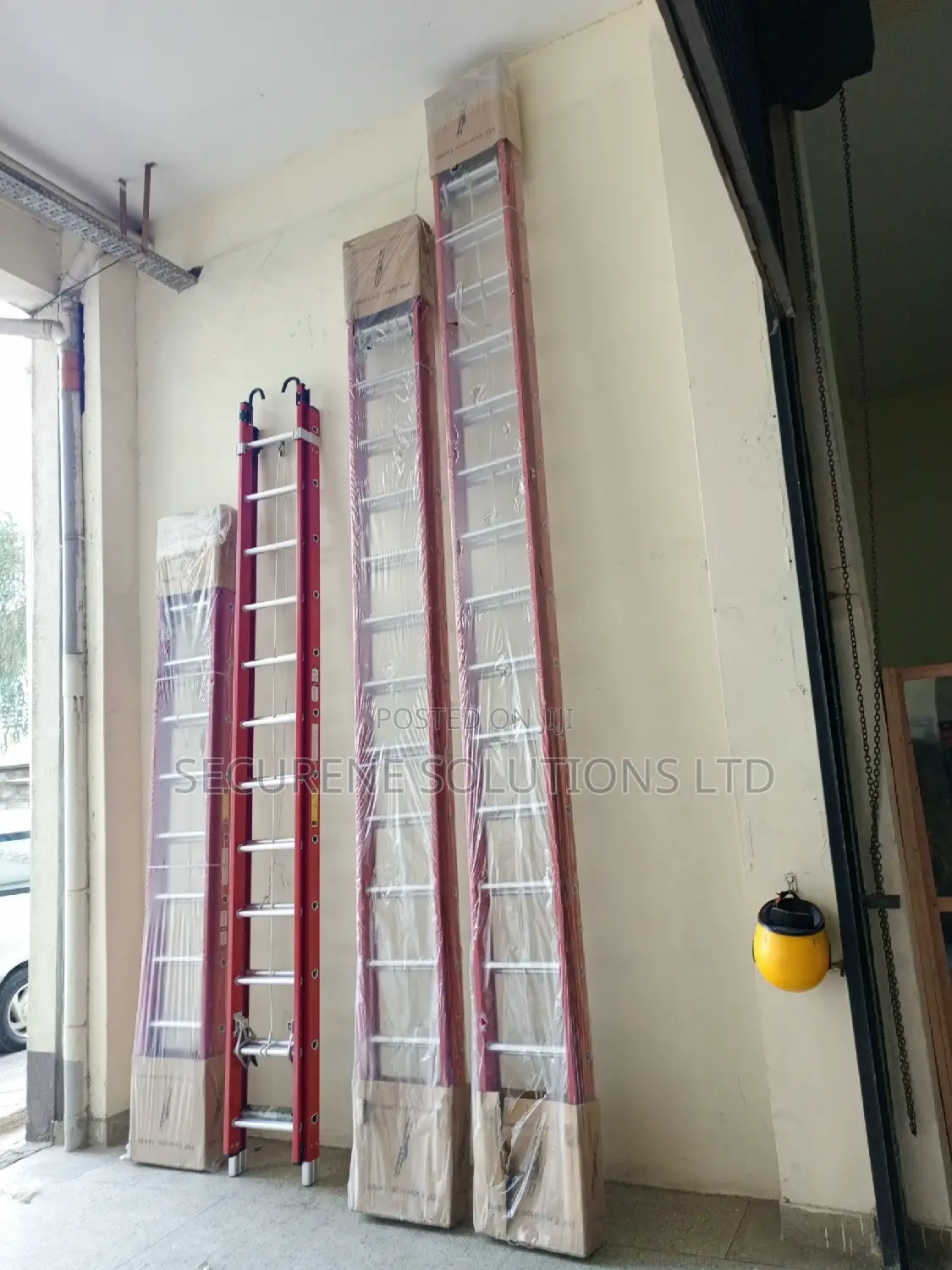 24ft Fibre Glass Double Extension Ladders