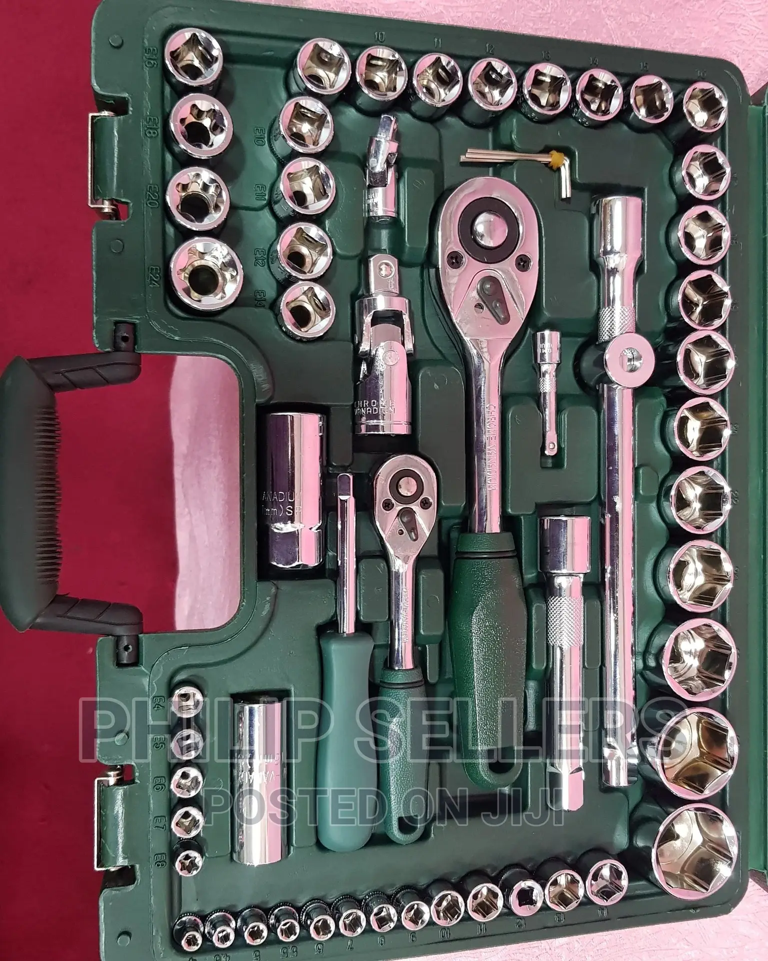 Vanadium Socket Wrench Set Tool Kit With Plastic Box