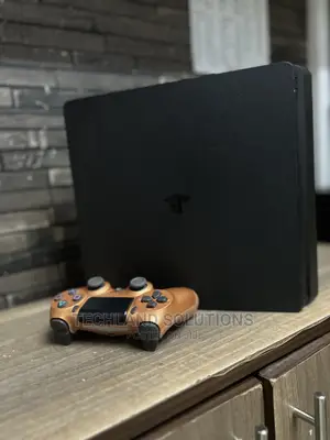 Home Used Ps4 Slim
