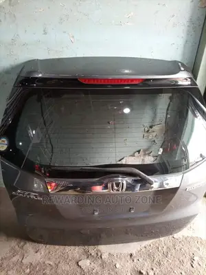 Honda Fit Shuttle 2012 Tailgate.
