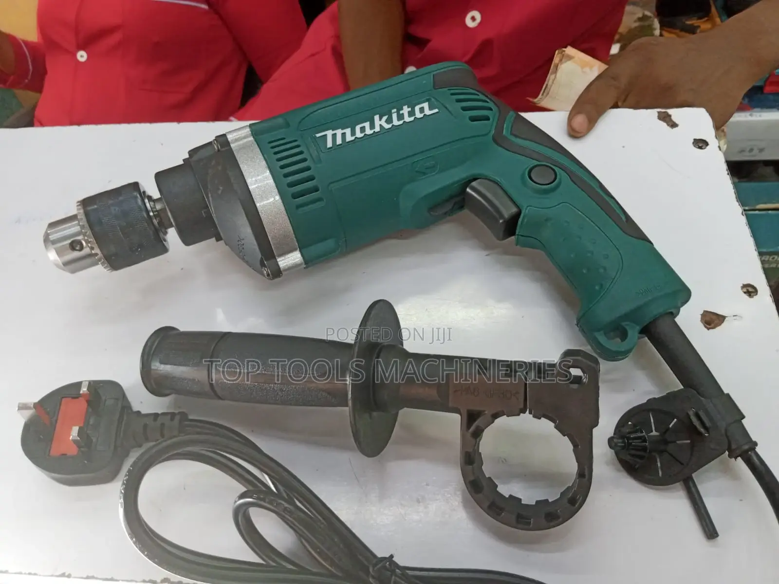 Makita 850watts Drill