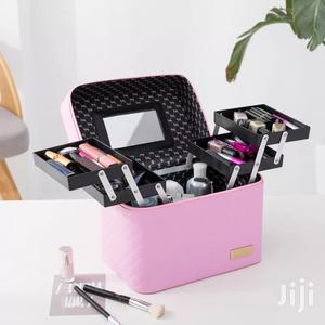 Make Up Box