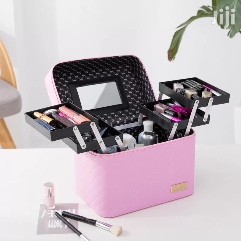 Make Up Box
