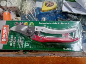 Pruning Shears