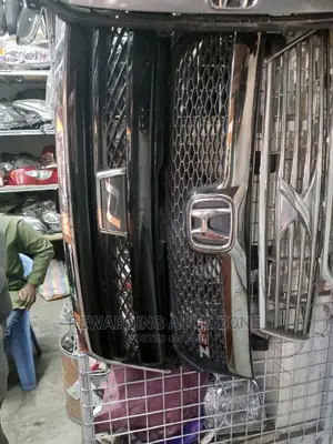 Noah 2006 Grille.