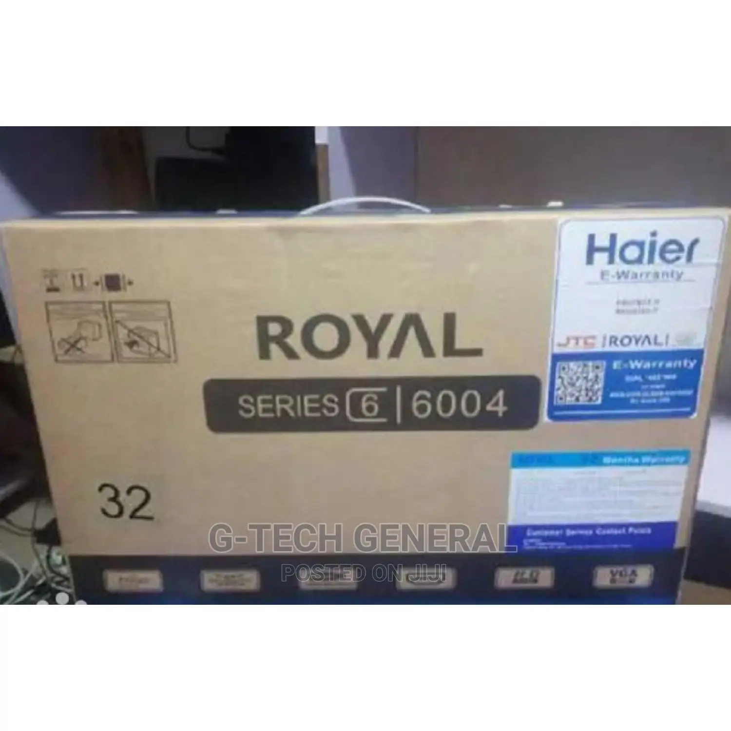 Royal 32" AC/DC Digital HD LED Television