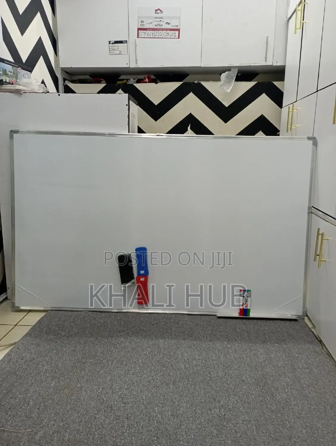 Whiteboard•Whiteboard•Whiteboard°
