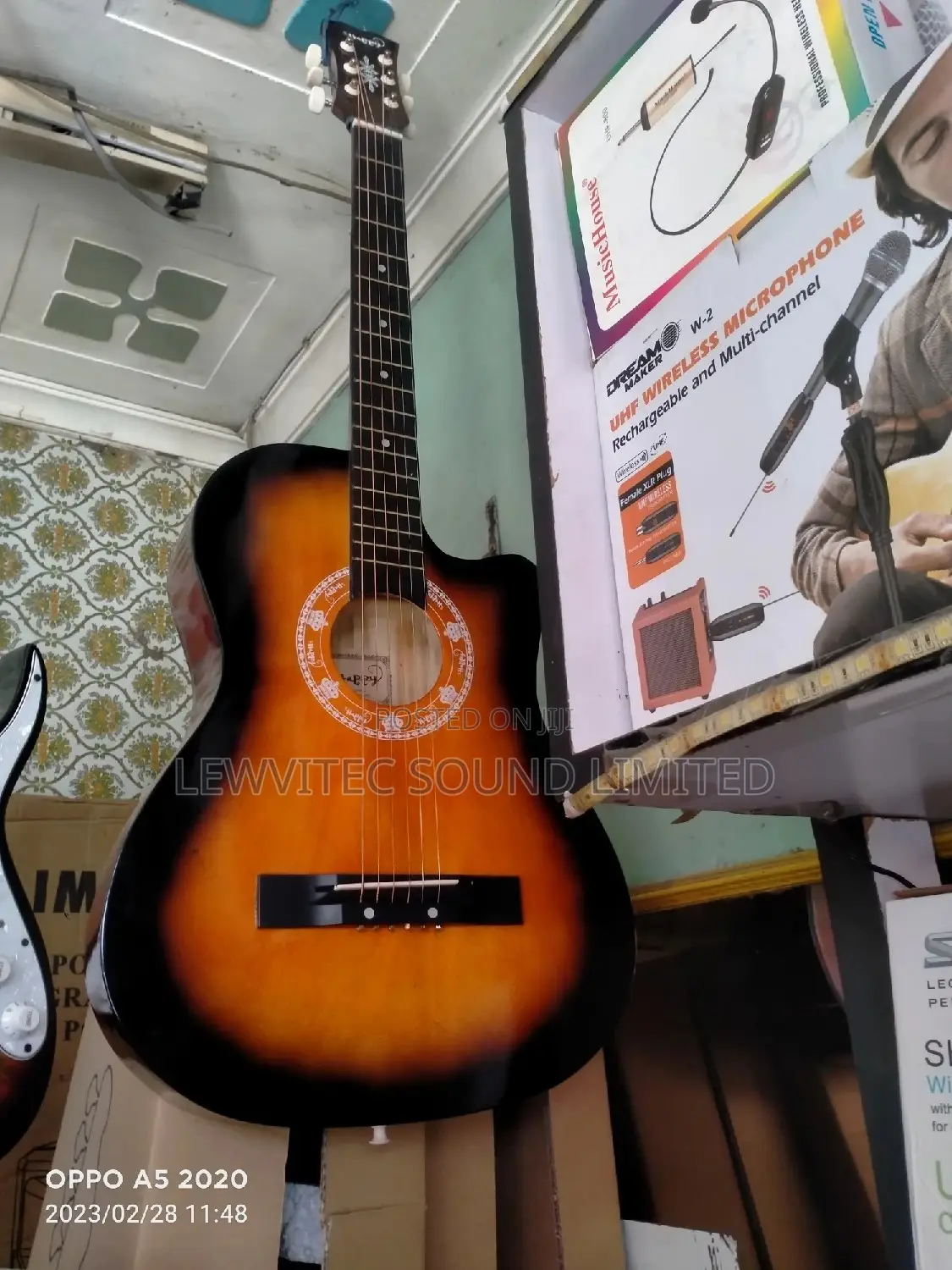 Acoustic 38,