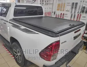 Aluminium Toyota Hilux Manual Roller Shutter Boot Cover