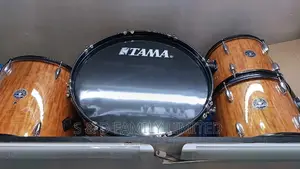 Tama 2 Cymbals Drumset