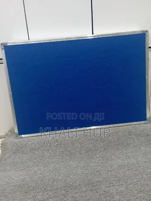 Noticeboard/Pinboard 3ft*2ft