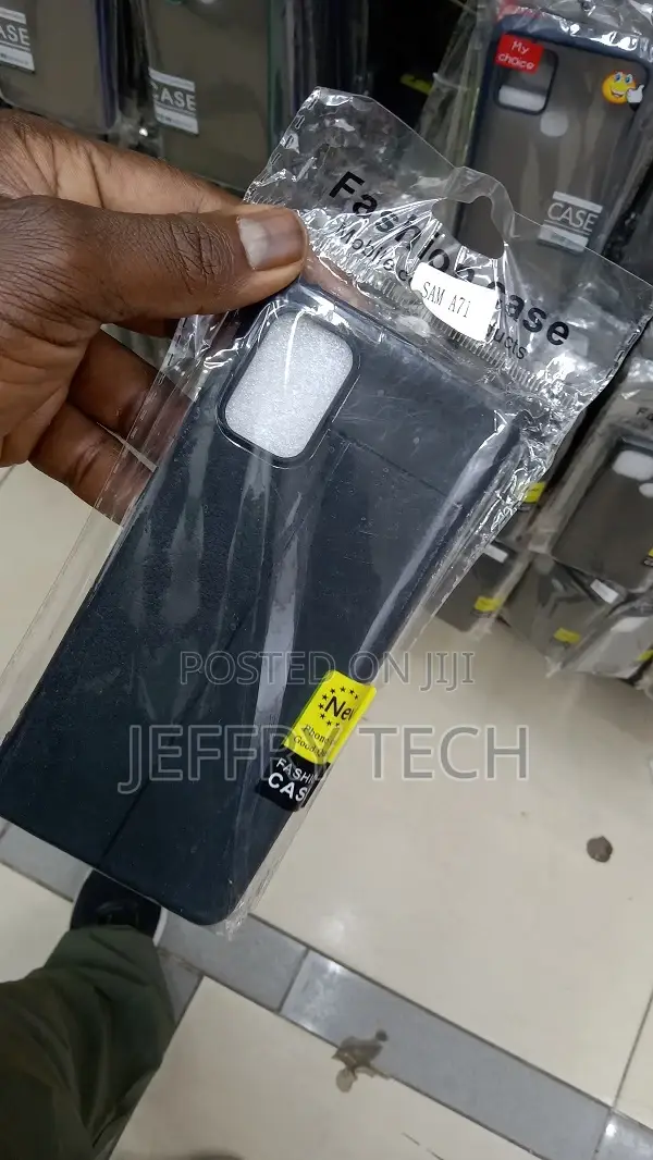 Samsung A71 Autofocus Luxury Back Cover