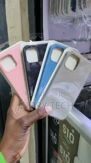 iPhone 12 / 12 Pro Silicone Cases