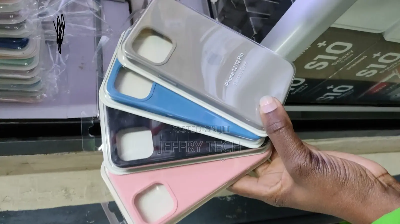 iPhone 12 / 12 Pro Silicone Cases