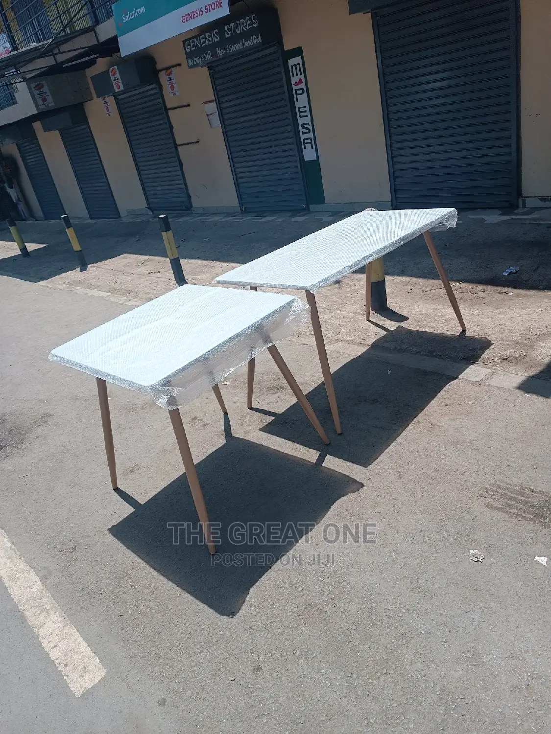 Eames Table