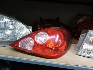 Nissan Tiida Hashback Taillight.