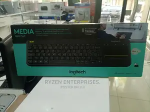 Logitech PLUS Smart Keyboard