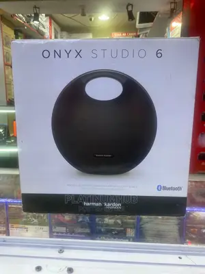 Onyx Studio 6