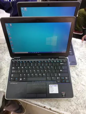 Laptop Dell Latitude E7240 8GB Intel Core I5 SSD 256GB