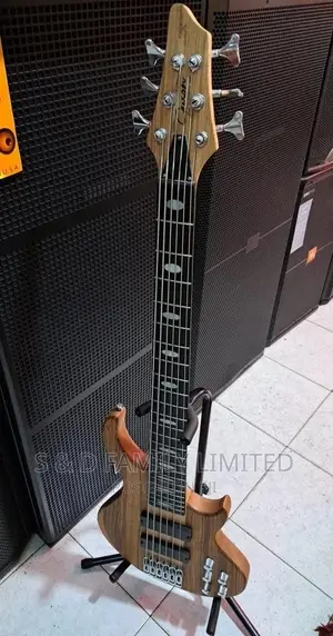6 String Active Bass Guitar