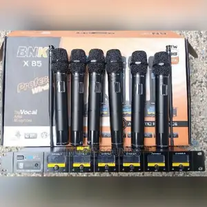 New Proffessional 6 Wireless Microphones BNK