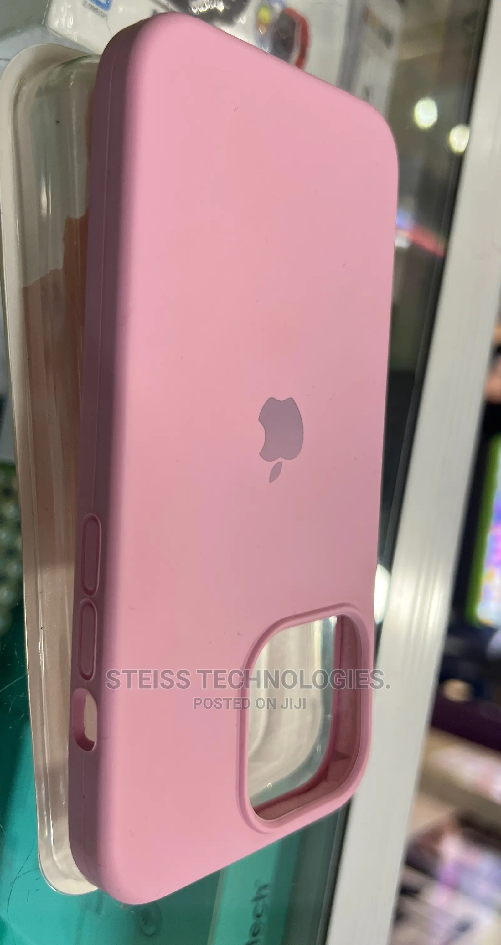iPhone 13pro Pink Silicon Case.