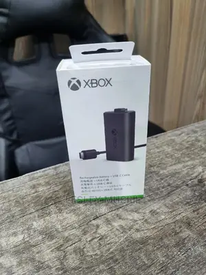 Rechargeable Battery +USB -C Cable Xbox (New)