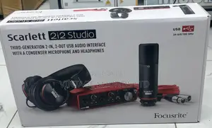 Focusrite Scarlett 2i2 Studio Soundcard/ Audio Interface