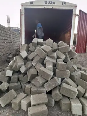 Size 9*9 Ndarugo Machine Cut Stones