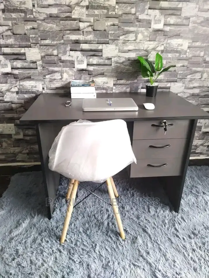 0.9 Mtrs Office Desk Plus Bistrol Eames Chairs