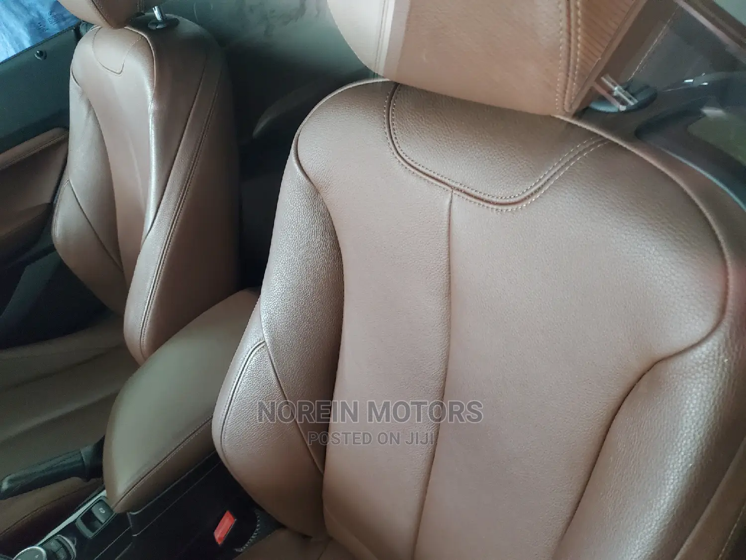 BMW 220i 2016 Gold