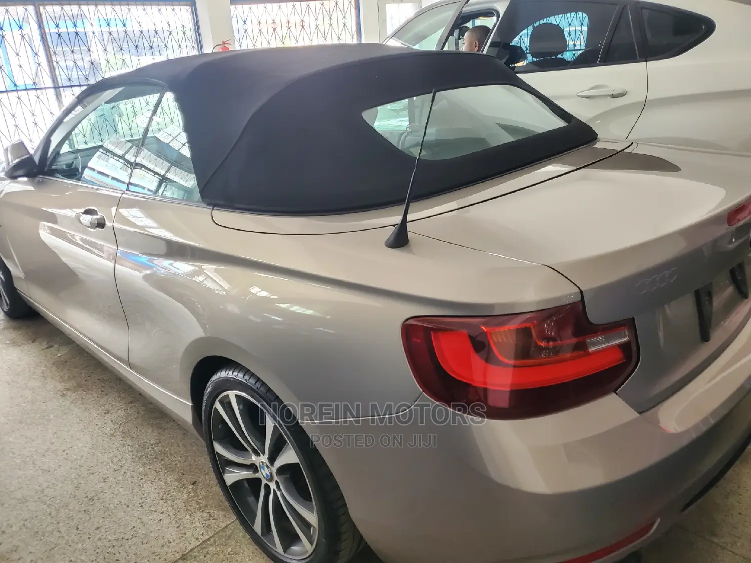 BMW 220i 2016 Gold