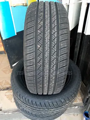 235/60r18 Maxtrek