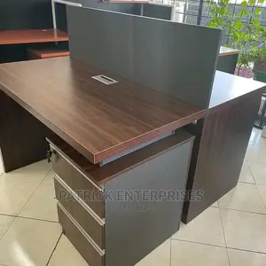 Imported Morden 2 Way Workstation